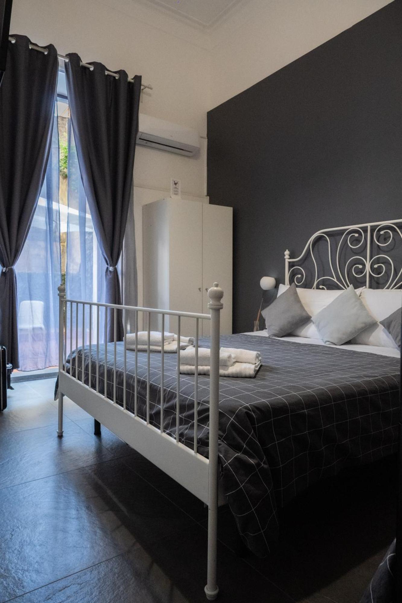 B&B Verga Catane Extérieur photo